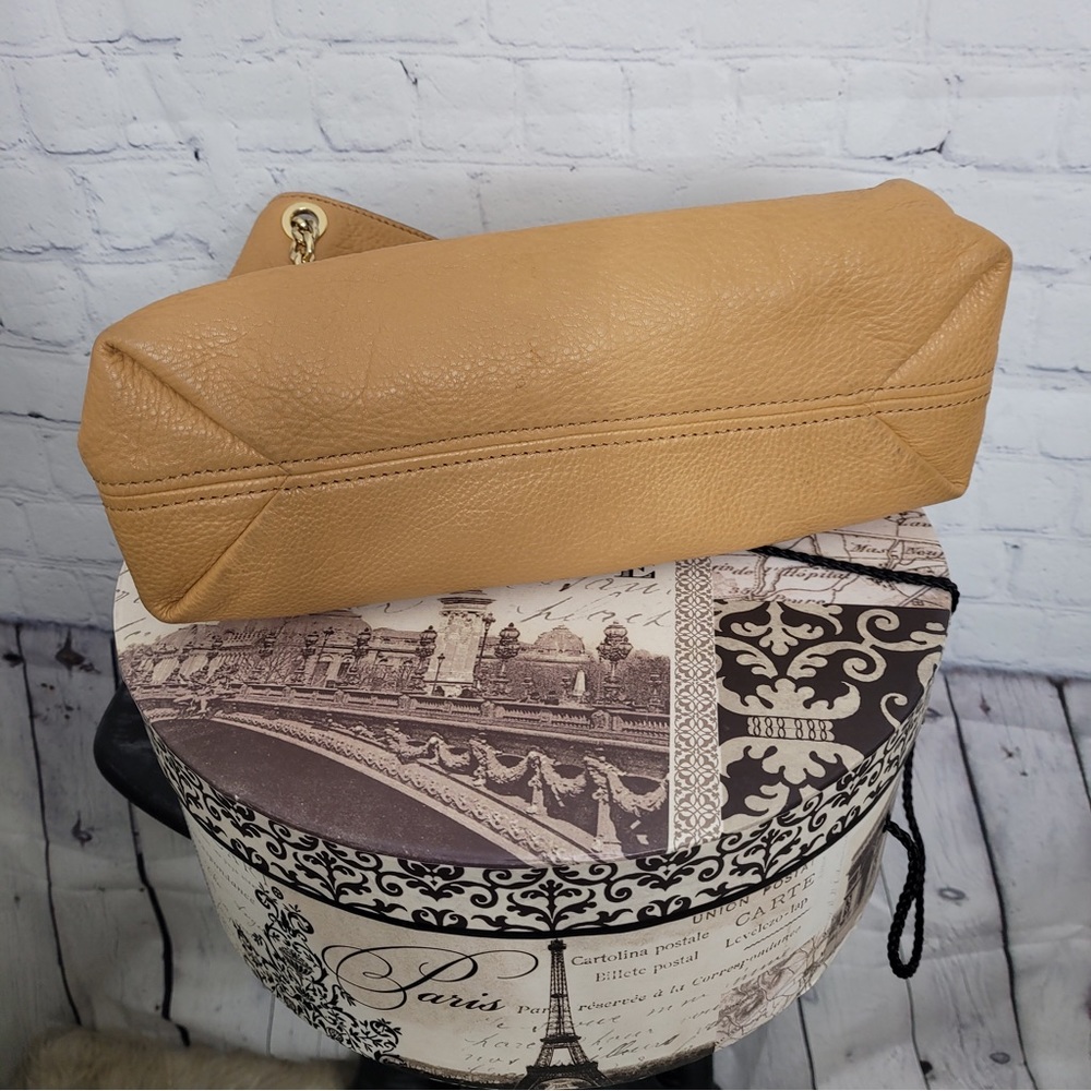 Michael Kors Tan Shoulder Bag - Picture 7 of 16